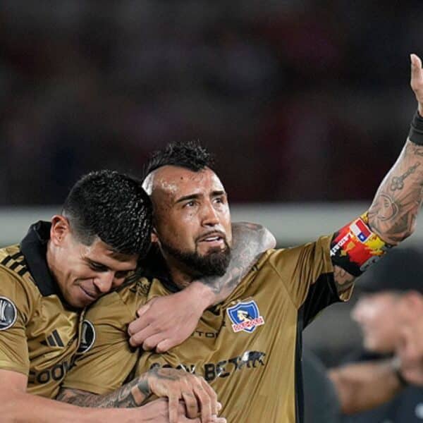 Arturo Vidal y Carlos Bacca