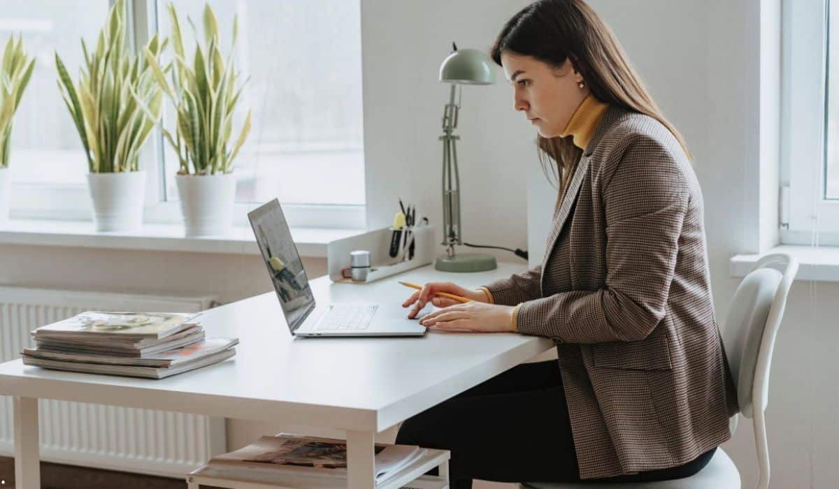 El Bono Mujer Trabajadora lo reciben trabajadoras dependientes e independientes