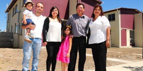 Estos bonos apoyan a diversos integrantes de una familia