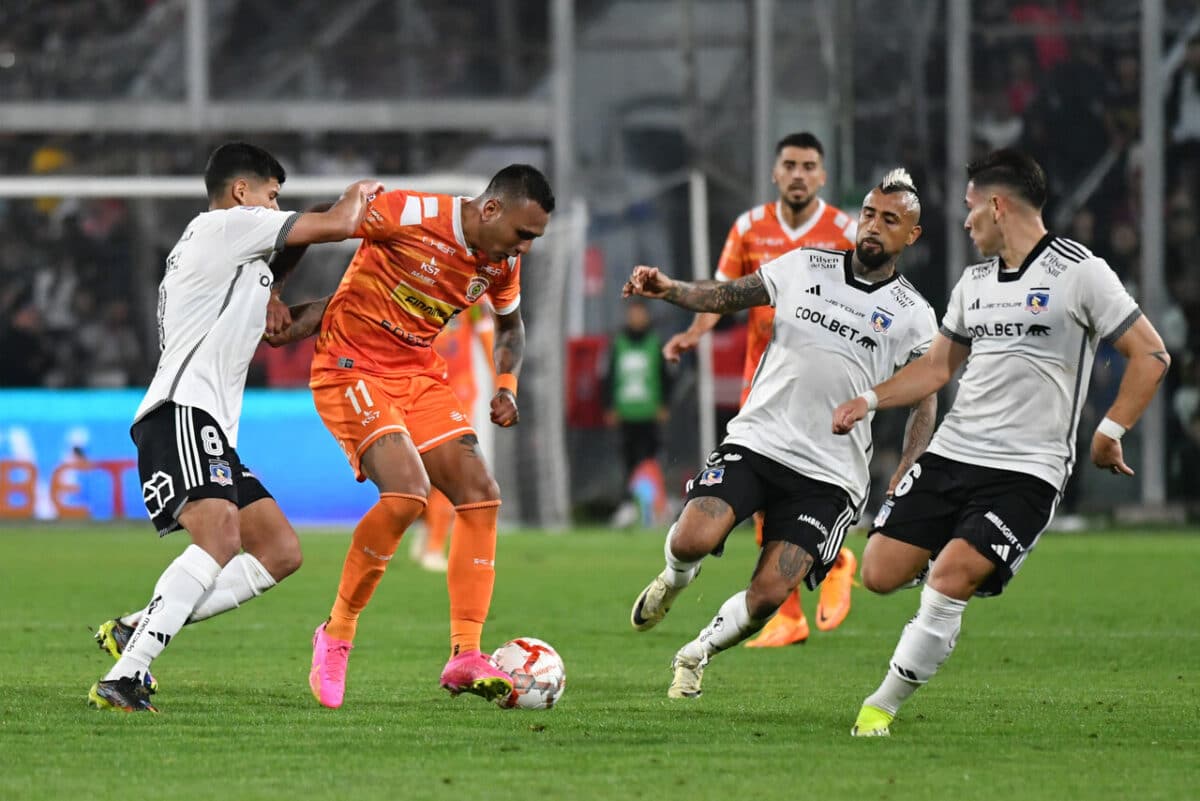 Cobreloa ante Colo Colo