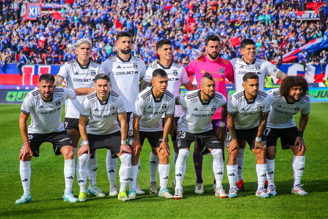 Jugadores de Colo Colo se preparan mientras gestionan renovaciones clave.