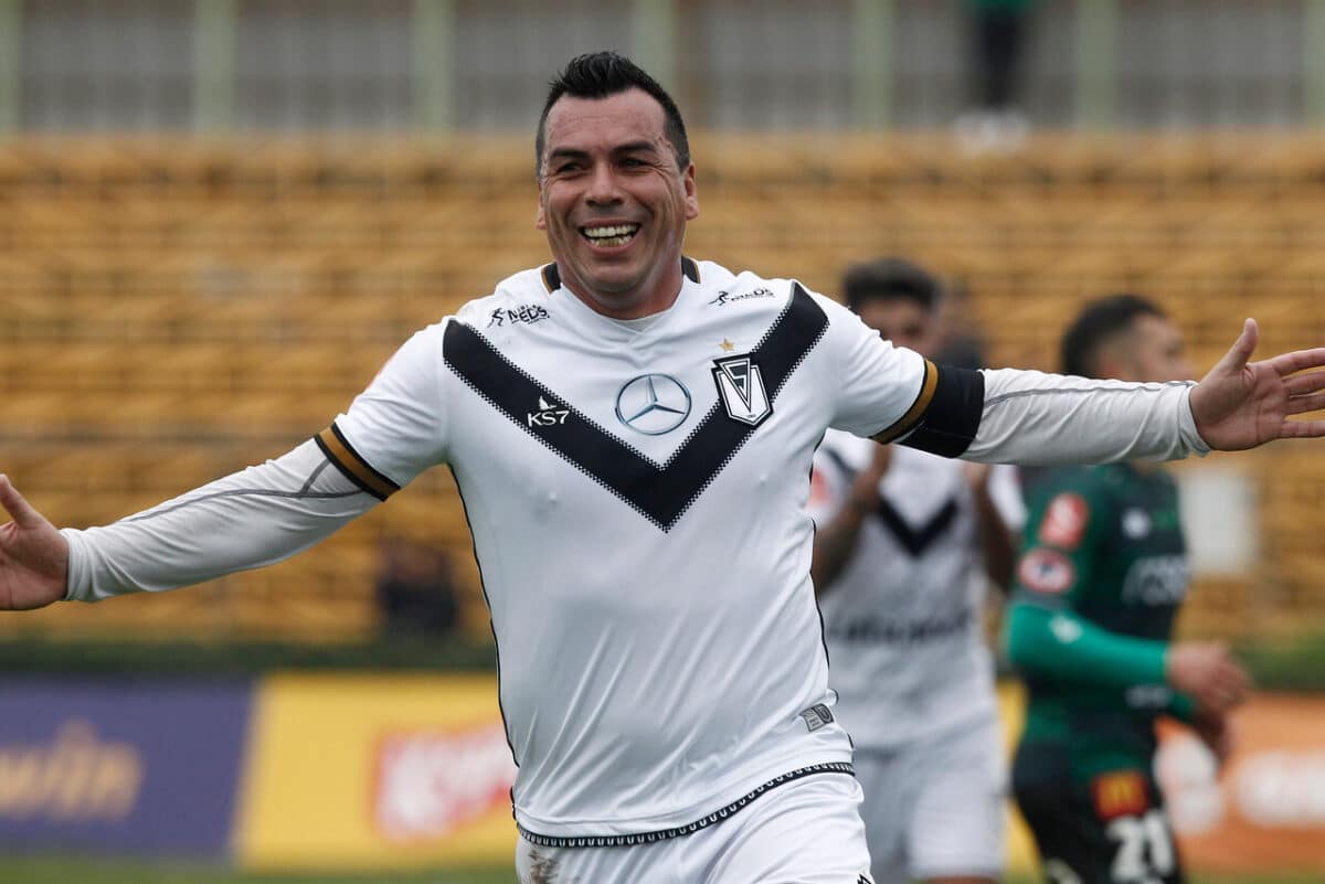 Esteban Paredes vuelve a jugar y asegura triunfo de Santiago Morning