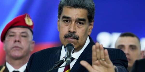 Nicolás Maduro pide a migrantes regresar ante desprecio en Chile