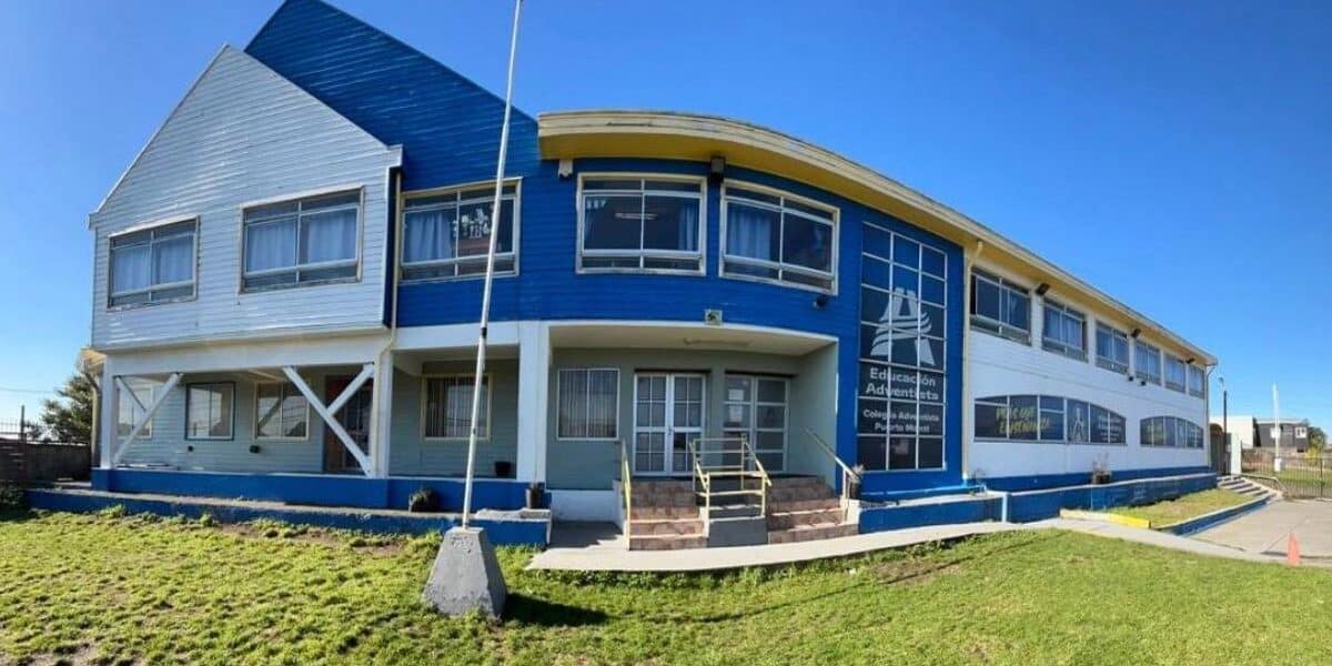 Colegio en Puerto Montt reacciona a presunta balacera.