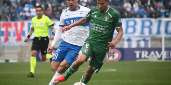 Universidad Católica pierde y se aleja de la cima del torneo