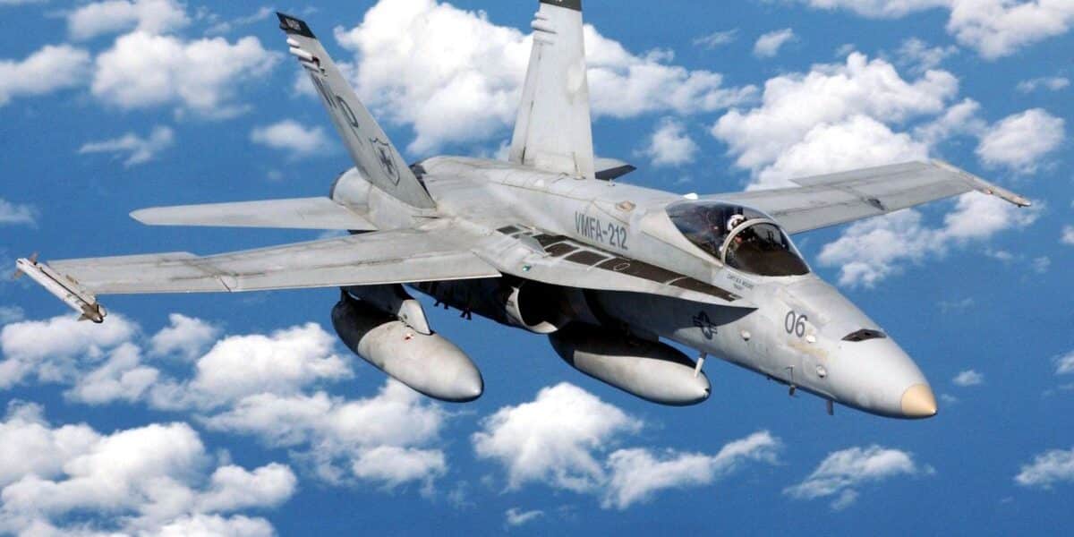 Aviones F18 llegan a Chile