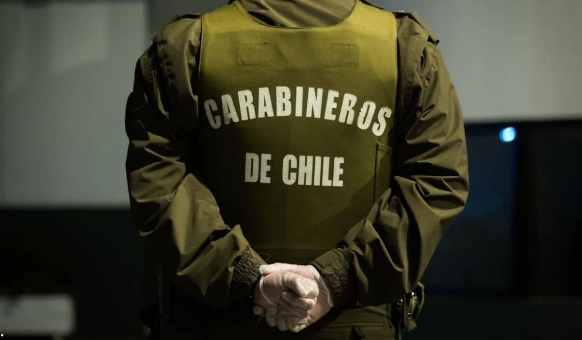 Detenidos carabineros por múltiples delitos