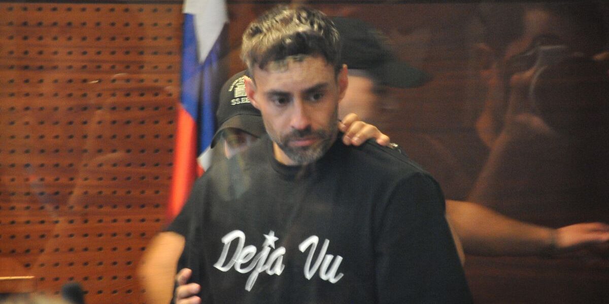 Jorge Valdivia formalizado por violación