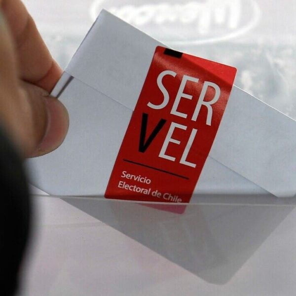 demanda de Servel