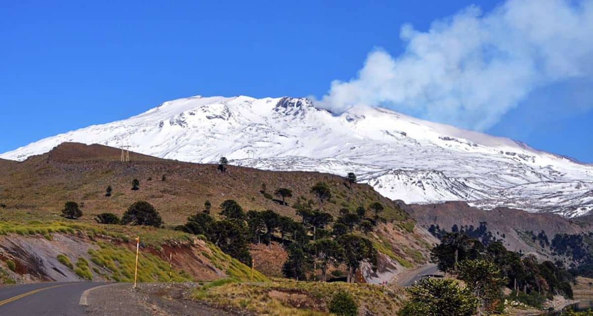 Volcán activado al sur de Chile