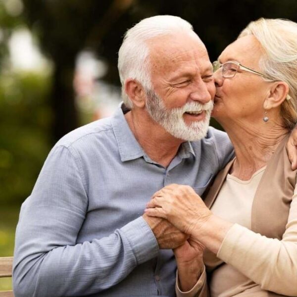 Bono para parejas mayores