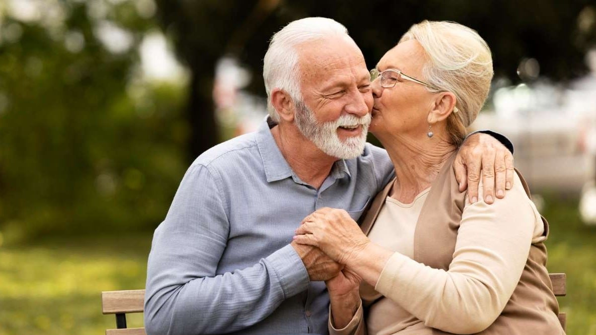 Bono para parejas mayores